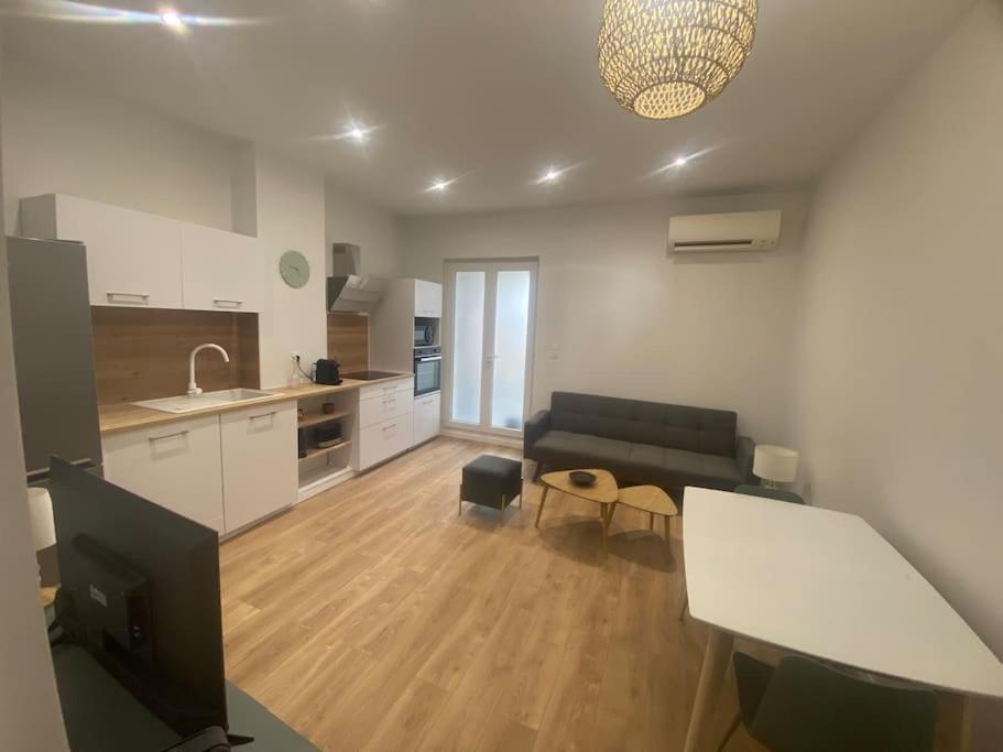 Apartment Le Paisiblement Votre 3 Ch, Terrasse, Clim, Park *
